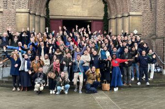 Un Forum des jeunes dans la ville